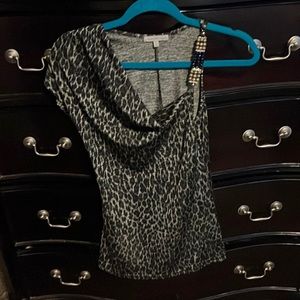 One shoulder leopard print top